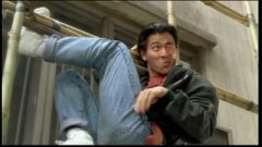 Andy Lau fait le singe...