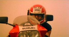 Wah-Dee (Andy Lau) et sa mythique moto